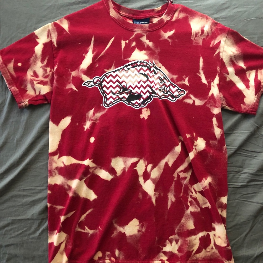 Arkansas Razorbacks Bleached t shirt